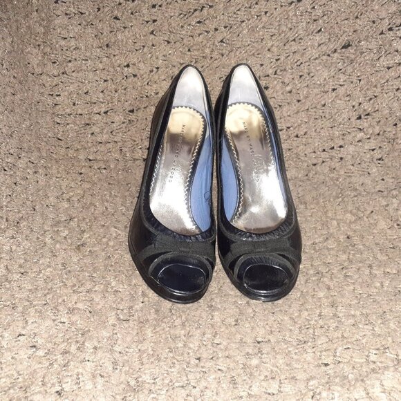 MARC BY MARC JACOBS-Metallic Blue Patent Leather Peep Toe Pumps/Bow-Sz 39-NM - Picture 3 of 8